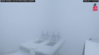 immagine della webcam nei dintorni di Passo San Pellegrino: webcam Penia di Canazei