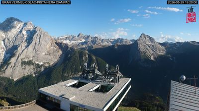 immagine della webcam nei dintorni di Corvara in Badia: webcam Penia di Canazei