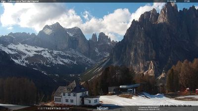 immagine della webcam nei dintorni di Soraga di Fassa: webcam Vigo Ciampedie