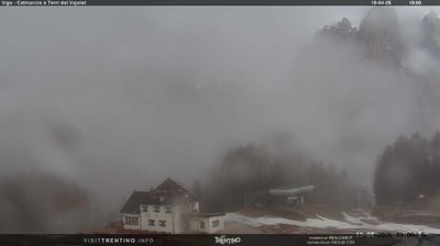 immagine della webcam nei dintorni di Canazei: webcam Vigo Ciampedie