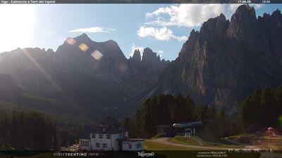 immagine della webcam nei dintorni di Pera di Fassa: webcam Vigo Ciampedie
