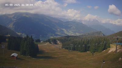 immagine della webcam nei dintorni di Costa Volpino: webcam Darfo Boario Terme