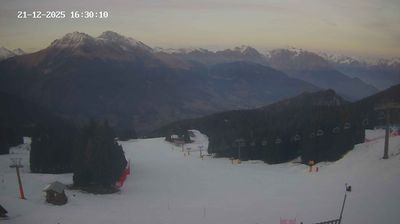 immagine della webcam nei dintorni di Colere: webcam Darfo Boario Terme