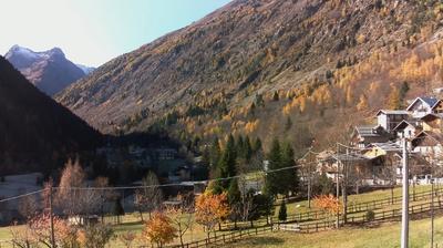 immagine della webcam nei dintorni di Sant'Anna di Vinadio: webcam Bagni di Vinadio