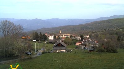 immagine della webcam nei dintorni di Cerignale: webcam Farini