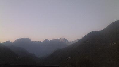 immagine della webcam nei dintorni di Castiglione di Garfagnana: webcam Montignoso