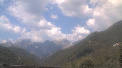 immagine della webcam nei dintorni di Fornaci di Barga: webcam Montignoso