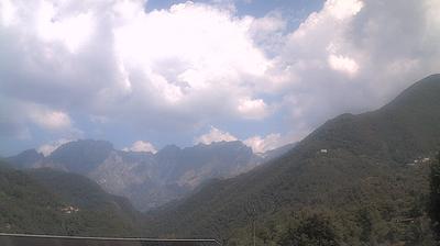 immagine della webcam nei dintorni di Careggine: webcam Montignoso