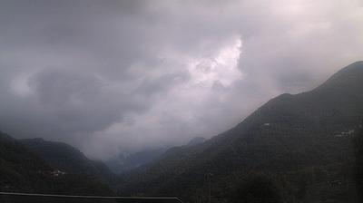 immagine della webcam nei dintorni di Castiglione di Garfagnana: webcam Montignoso