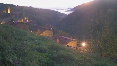 immagine della webcam nei dintorni di Arezzo: webcam Ortignano Raggiolo