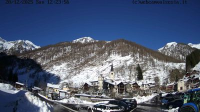 immagine della webcam nei dintorni di Rifugio Boffalora Ticino: webcam Carcoforo