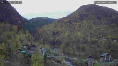immagine della webcam nei dintorni di Rifugio Boffalora Ticino: webcam Piode