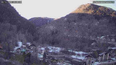 immagine della webcam nei dintorni di Rifugio Boffalora Ticino: webcam Piode