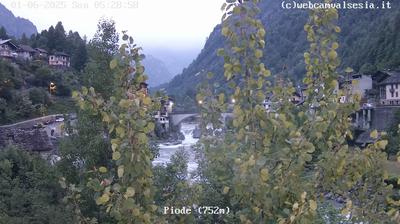 immagine della webcam nei dintorni di Pianalunga: webcam Piode