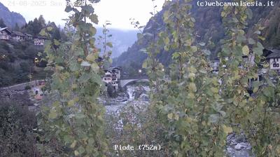 immagine della webcam nei dintorni di Alpe di Mera: webcam Piode