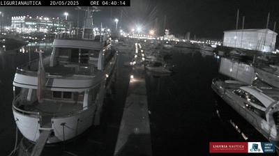 immagine della webcam nei dintorni di Carpenara: webcam Sestri Ponente