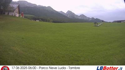 immagine della webcam nei dintorni di Alpe Nevegal: webcam Tambre