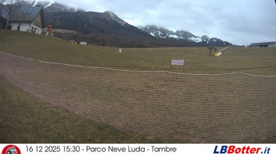 immagine della webcam nei dintorni di Vittorio Veneto: webcam Col Indes