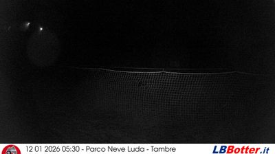 immagine della webcam nei dintorni di Pian del Cansiglio: webcam Col Indes