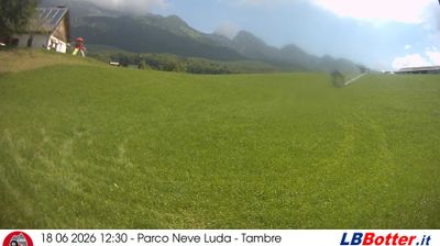 immagine della webcam nei dintorni di Vittorio Veneto: webcam Col Indes