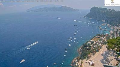 immagine della webcam nei dintorni di Sant'Agata sui Due Golfi: webcam Anacapri