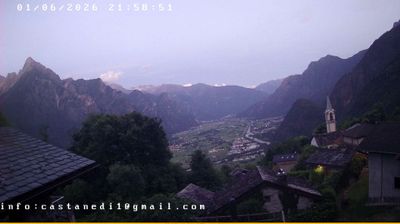 immagine della webcam nei dintorni di Madesimo: webcam Menarola