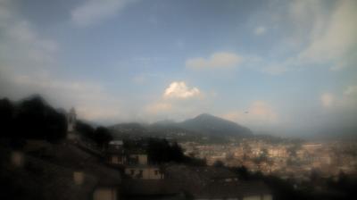 immagine della webcam nei dintorni di San Fermo della Battaglia: webcam Erba