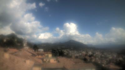 immagine della webcam nei dintorni di San Fermo della Battaglia: webcam Erba