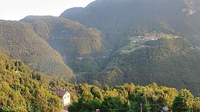 immagine della webcam nei dintorni di Lavarone: webcam Calliano