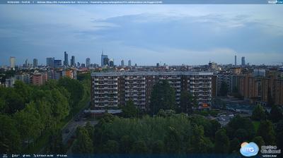 immagine della webcam nei dintorni di Milano Segnano: webcam Milano Centrale