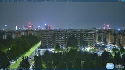 immagine della webcam nei dintorni di Milano Isola: webcam Milano Centrale