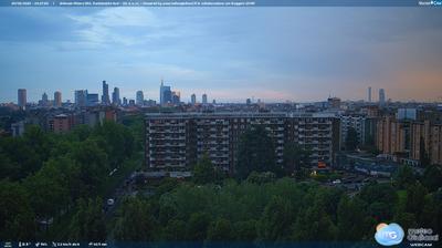 immagine della webcam nei dintorni di Milano Rottole: webcam Milano Centrale