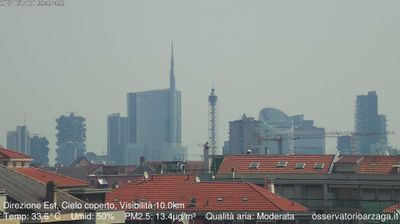 immagine della webcam nei dintorni di Milano Quadrilatero della moda: webcam Milano Grigioni