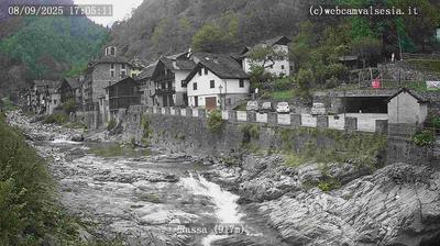 immagine della webcam nei dintorni di Passo dei Salati: webcam Rassa