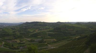 immagine della webcam nei dintorni di Grinzane Cavour: webcam Magliano Alfieri
