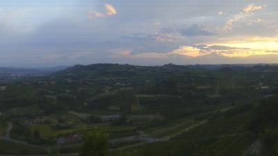 immagine della webcam nei dintorni di Buttigliera d'Asti: webcam Magliano Alfieri