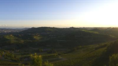immagine della webcam nei dintorni di Asti: webcam Magliano Alfieri
