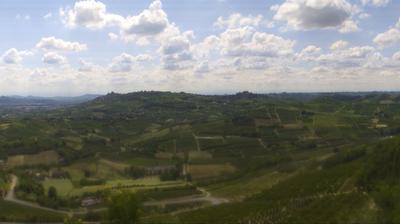immagine della webcam nei dintorni di Cossano Belbo: webcam Magliano Alfieri
