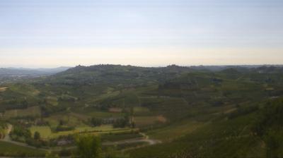 immagine della webcam nei dintorni di Cerretto Langhe: webcam Magliano Alfieri