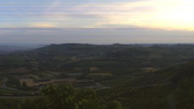 immagine della webcam nei dintorni di Pecetto Torinese: webcam Magliano Alfieri