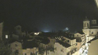 immagine della webcam nei dintorni di Colle San Bernardo: webcam Pieve di Teco