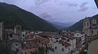 immagine della webcam nei dintorni di Mendatica: webcam Pieve di Teco