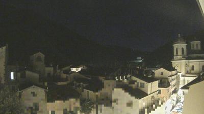 immagine della webcam nei dintorni di Aquila di Arroscia: webcam Pieve di Teco