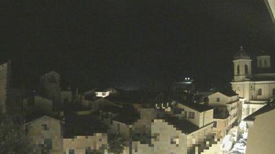 immagine della webcam nei dintorni di Lurisia Terme Monte Pigna: webcam Pieve di Teco