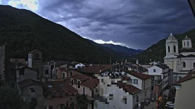 immagine della webcam nei dintorni di Aquila di Arroscia: webcam Pieve di Teco