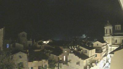 immagine della webcam nei dintorni di Castel Vittorio: webcam Pieve di Teco