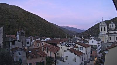 immagine della webcam nei dintorni di Diano Castello: webcam Pieve di Teco