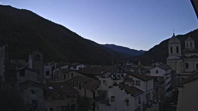 immagine della webcam nei dintorni di Dolceacqua: webcam Pieve di Teco