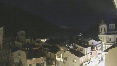 immagine della webcam nei dintorni di Mendatica: webcam Pieve di Teco