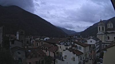 immagine della webcam nei dintorni di Vallecrosia: webcam Pieve di Teco